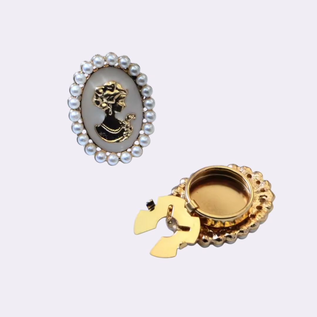 Golden Cameo Elegance – Floral Brooch to Elevate Your Shirt