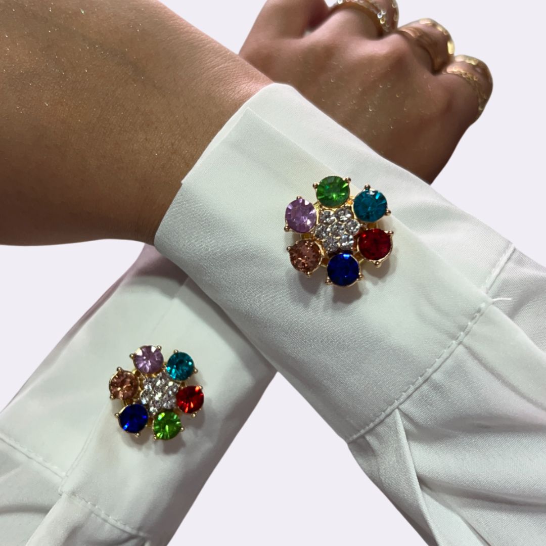 Halo Bloom – Floral Brooch to Elevate Your Shirt