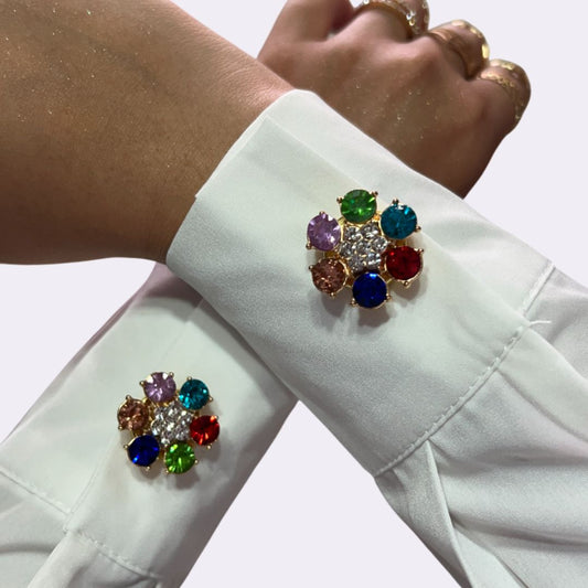 Halo Bloom – Floral Brooch to Elevate Your Shirt
